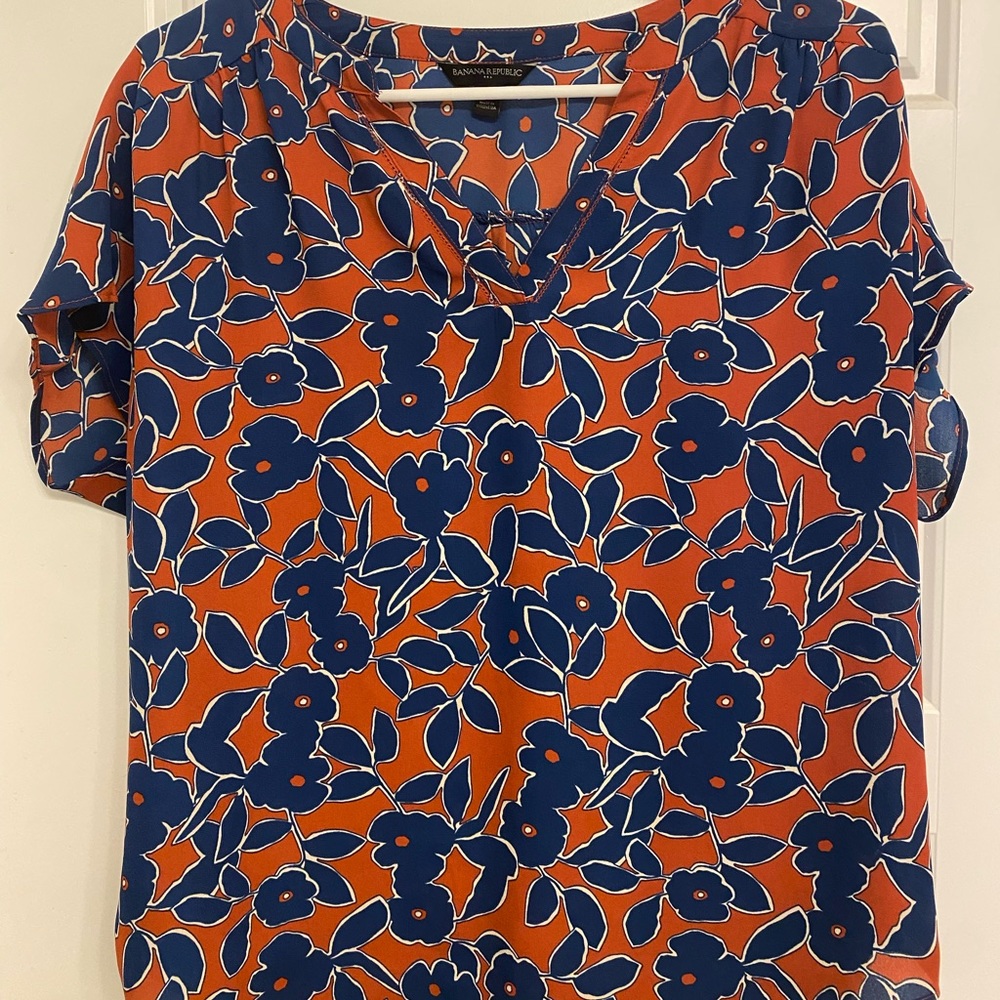Banana Republic Blouse 🍁🍂